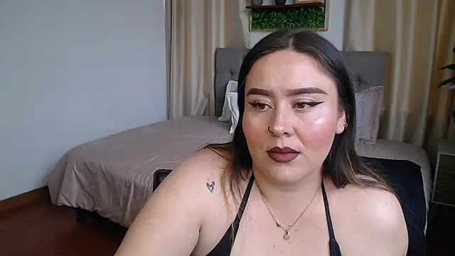 Snapshot of Khalia_ chatting on August 1, 7:35 pm Khalia online show from August 1, 7:35 pm