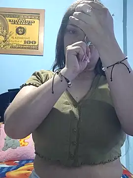 BIGTITS0 online show from June 10, 6:40 pm