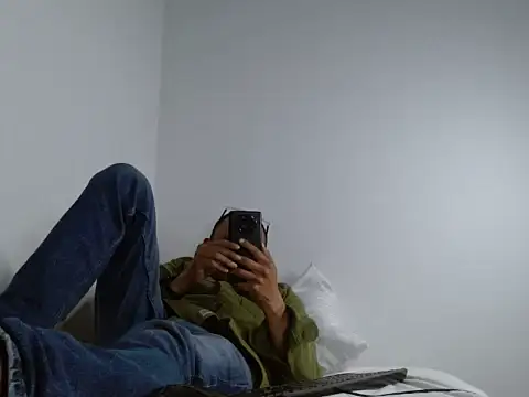 Alejo cum42 online show from June 18, 2:12 am