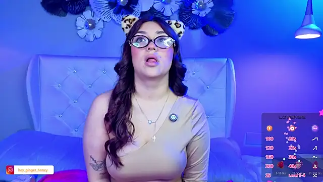 Snapshot of ginger_honey_ chatting on July 27, 12:56 pm ginger honey online show from July 27, 12:56 pm