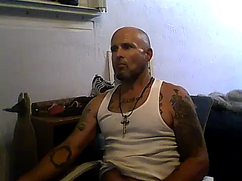 Snapshot of SlickDickyadown chatting on July 9, 12:26 am SlickDickyadown online show from July 9, 12:26 am