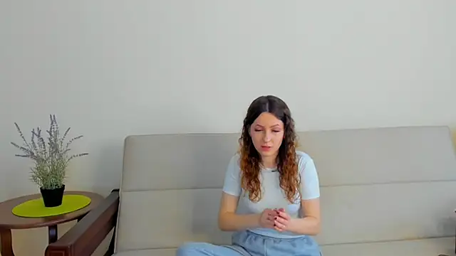 ToasterWife online show from June 17, 5:43 am