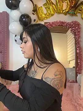 mia zafirr online show from June 11, 12:32 am