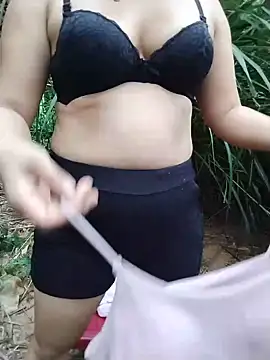 candyyy19 online show from June 30, 11:33 am