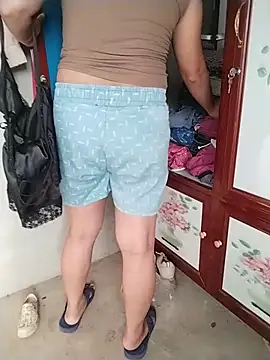 candyyy19 online show from July 2, 11:22 pm