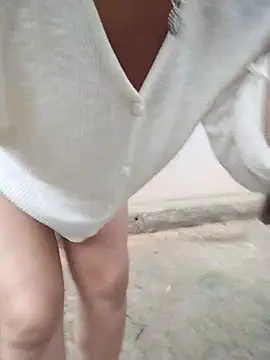 candyyy19 online show from July 8, 11:31 pm