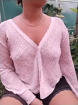 candyyy19 online show from July 13, 10:23 pm
