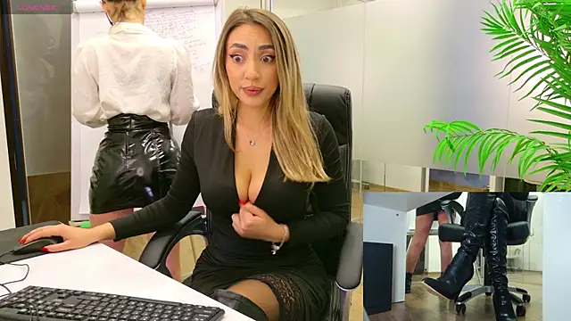 BabesGoWild online show from February 28, 5:15 am