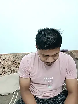 Snapshot of breakanal chatting on August 1, 3:39 am breakanal online show from August 1, 3:39 am