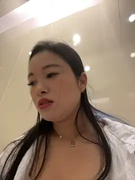 Snapshot of wish_rui0 chatting on July 18, 3:22 am wish rui0 online show from July 18, 3:22 am