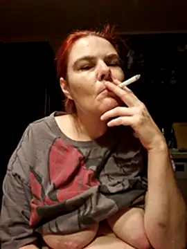 Snapshot of GoldenWifee chatting on July 13, 4:26 am GoldenWifee online show from July 13, 4:26 am