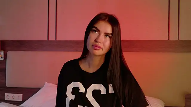 leonameilee online show from June 30, 6:36 am