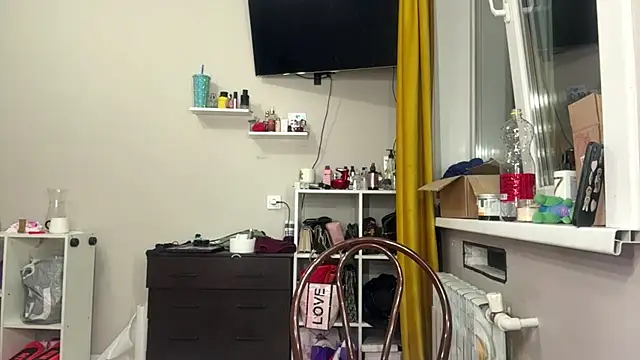 moonluv33 online show from June 26, 3:05 pm