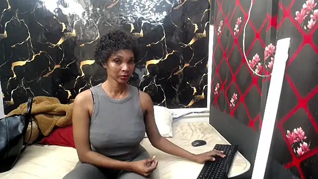 Snapshot of Caramelminxx_ chatting on July 31, 8:36 am Caramelminxx online show from July 31, 8:36 am