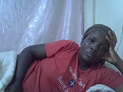 Hot-Zelinda online show from July 13, 7:05 pm