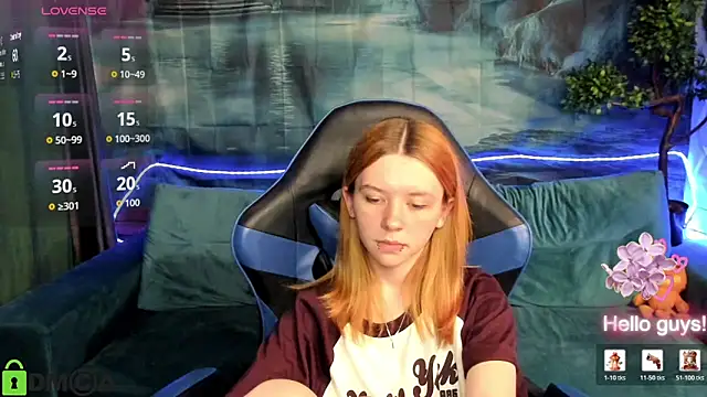 CarolInWonderland online show from June 8, 1:00 pm