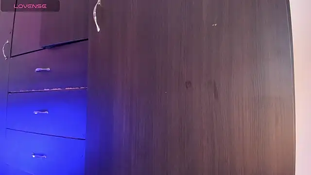 sofiaa cardenas online show from June 25, 12:10 am