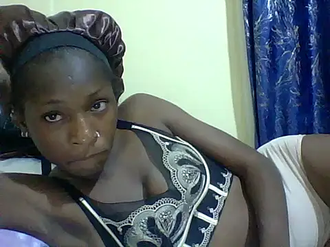 blackfox ebonny online show from June 13, 1:42 pm