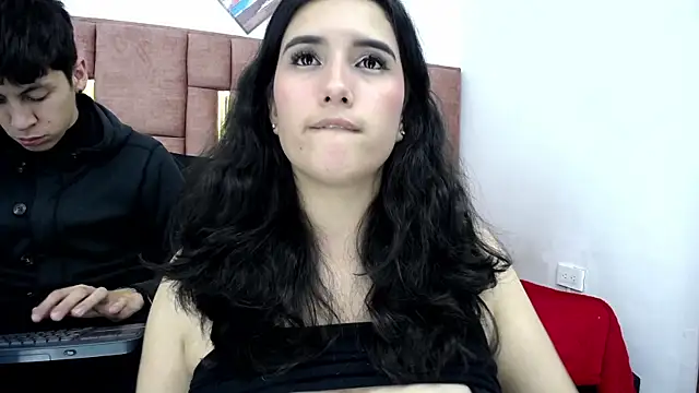 Snapshot of MIA_COINS chatting on July 2, 3:23 am MIA COINS online show from July 2, 3:23 am