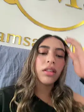Snapshot of MiaCastle_ chatting on July 24, 8:29 pm MiaCastle online show from July 24, 8:29 pm