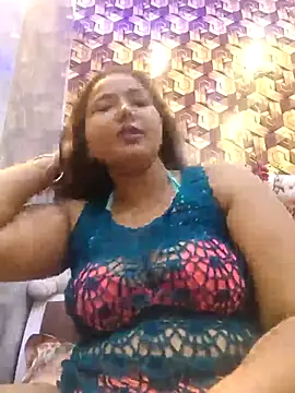 Snapshot of sheela_3563 chatting on June 24, 6:29 pm sheela 3563 online show from June 24, 6:29 pm