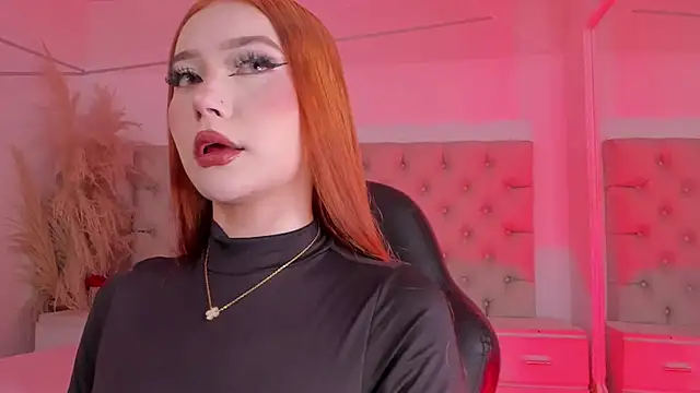 Snapshot of HannahConnor chatting on June 13, 10:08 pm HannahConnor online show from June 13, 10:08 pm