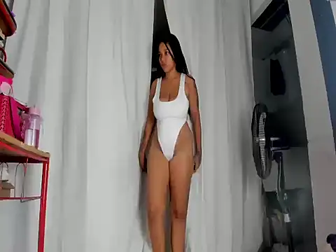 Snapshot of Naya_Ariam chatting on June 24, 6:12 am Naya Ariam online show from June 24, 6:12 am