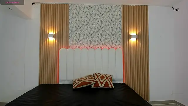 Snapshot of natalie_portmann chatting on July 22, 7:27 pm natalie portmann online show from July 22, 7:27 pm