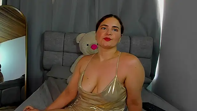 Snapshot of dulce_122 chatting on July 15, 7:41 pm dulce 122 online show from July 15, 7:41 pm