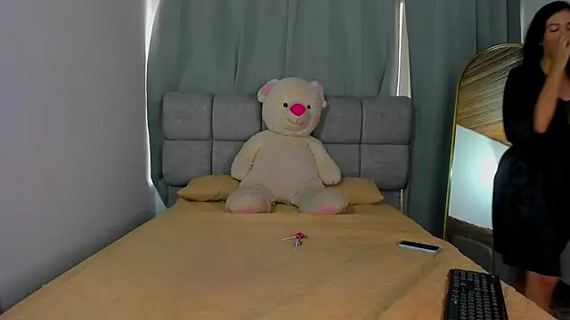 Snapshot of dulce_122 chatting on July 23, 7:23 pm dulce 122 online show from July 23, 7:23 pm