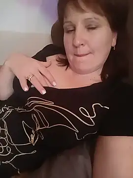 Snapshot of ViolettaLove888 chatting on June 14, 5:15 pm ViolettaLove888 online show from June 14, 5:15 pm