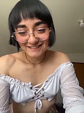 Aleja B online show from July 6, 8:55 pm