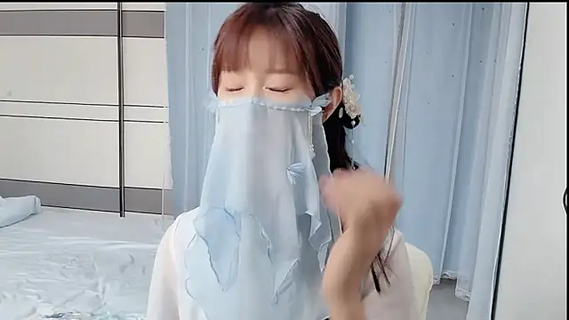 Vivi2222vivi online show from June 17, 3:31 am