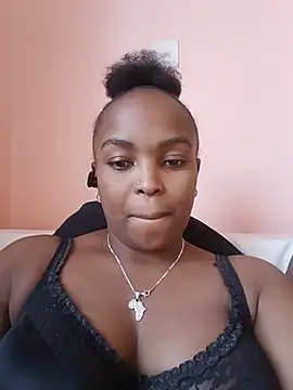 Snapshot of cutequeen_01 chatting on June 14, 2:08 pm cutequeen 01 online show from June 14, 2:08 pm