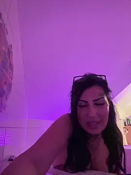 Arabella05 online show from June 16, 12:35 am