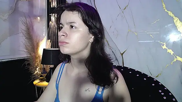 Snapshot of gagingmolly chatting on August 1, 12:04 pm gagingmolly online show from August 1, 12:04 pm