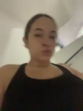 JUANITA-007 online show from June 10, 9:41 am