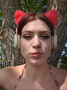 Snapshot of Marseline32 chatting on July 2, 12:33 pm Marseline32 online show from July 2, 12:33 pm