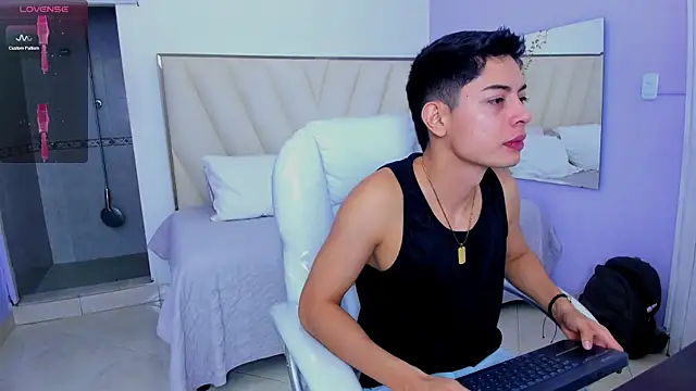 Ethan12  online show from August 1, 3:28 am