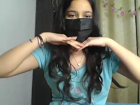 Snapshot of luvishika chatting on June 17, 3:02 pm luvishika online show from June 17, 3:02 pm