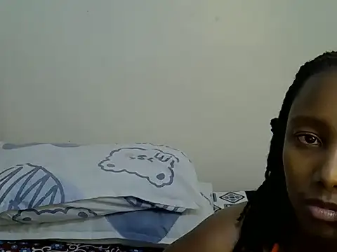 Snapshot of Trixiepixy chatting on June 24, 6:40 pm Trixiepixy online show from June 24, 6:40 pm