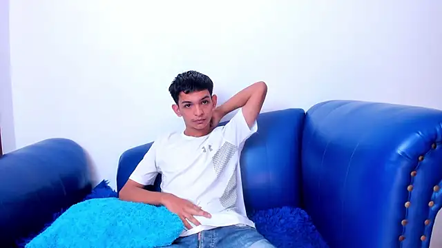 littlecum18 online show from June 19, 12:31 pm
