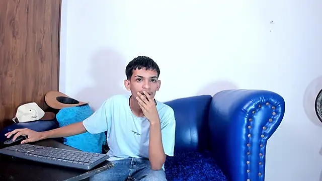 littlecum18 online show from July 24, 3:48 am