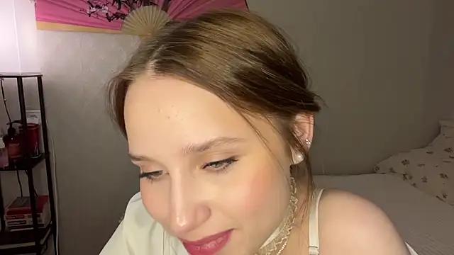 Bella  Ray online show from June 20, 8:44 pm