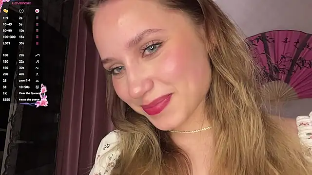Bella  Ray online show from June 29, 8:20 pm
