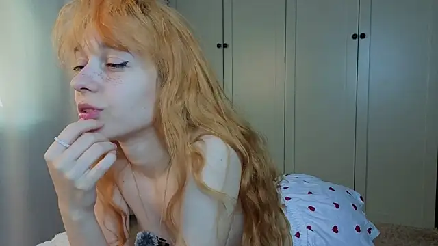 tgirlfoxy online show from July 22, 6:49 am