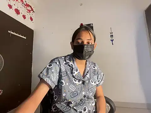 Snapshot of Hy_Selahh chatting on July 20, 10:39 am Hy Selahh online show from July 20, 10:39 am