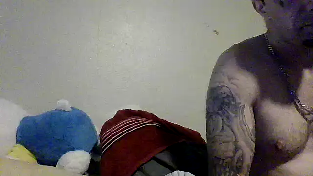 Snapshot of tslay chatting on July 14, 10:21 am tslay online show from July 14, 10:21 am