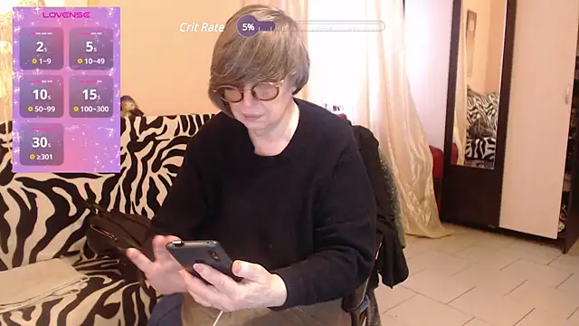 Snapshot of Sharon_Amore chatting on March 11, 1:56 pm Sharon Amore online show from March 11, 1:56 pm