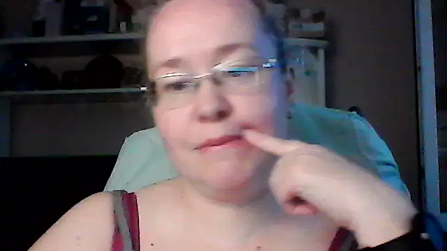 Snapshot of Viola27 chatting on June 23, 3:10 pm Viola27 online show from June 23, 3:10 pm